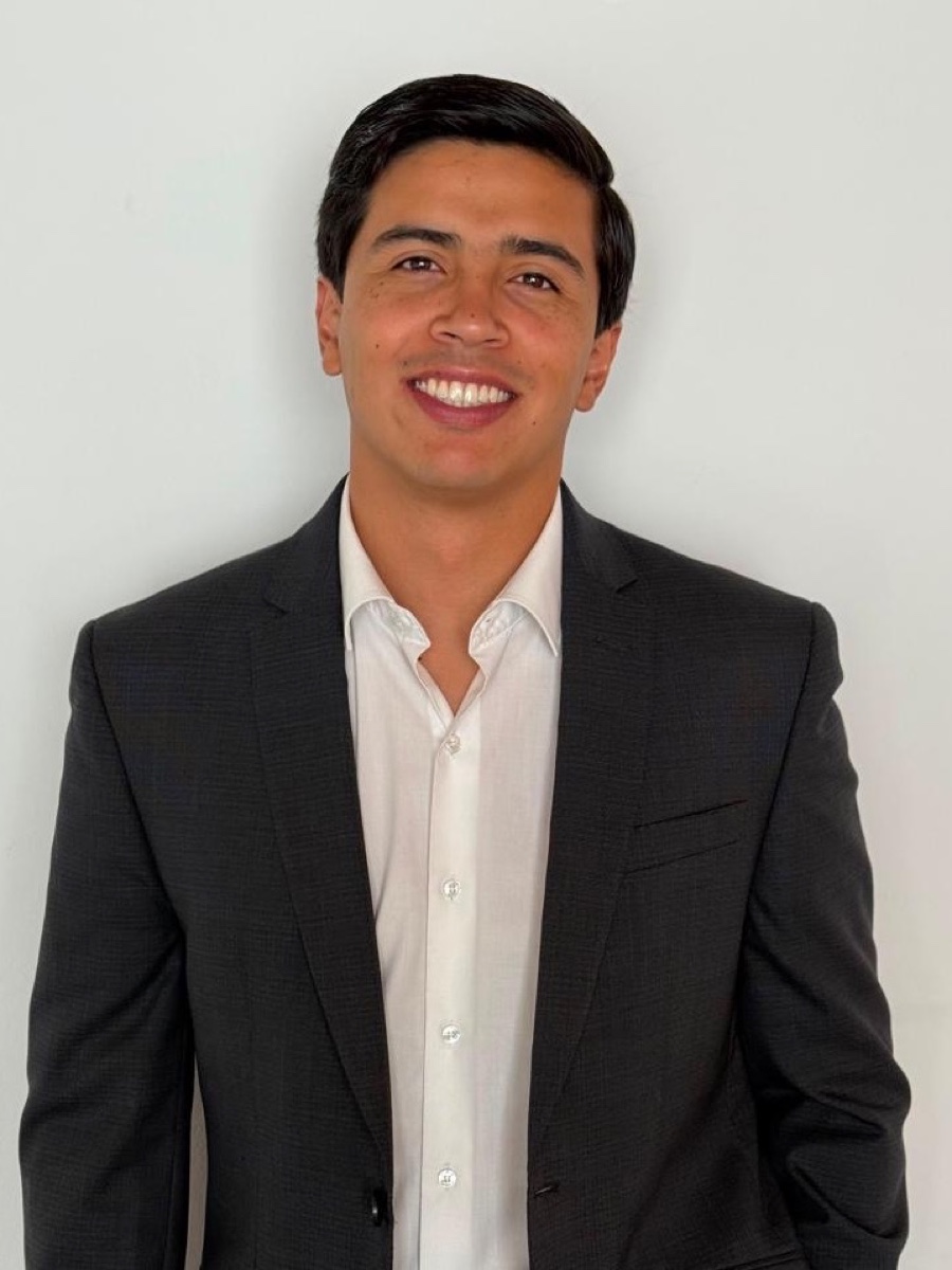 Nicolás